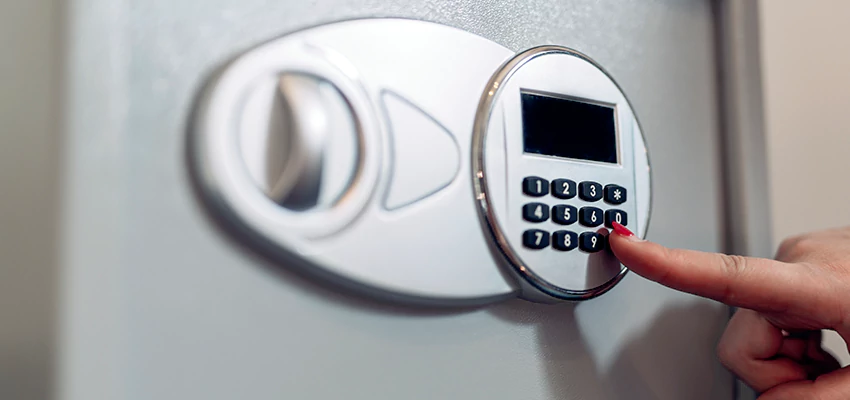 Jewelry Safe Cracking in Mountain House, California