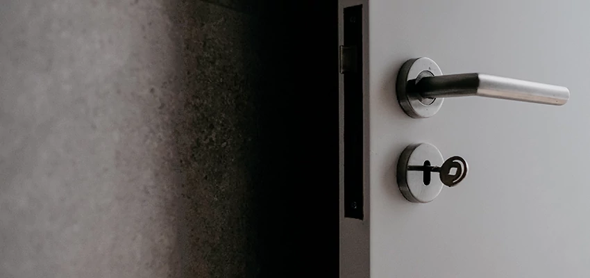 Front Door Handle Repair And Installation in Mountain House, CA